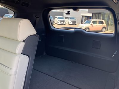 صورة مصغرة 33 لـ 2024 Lexus LX