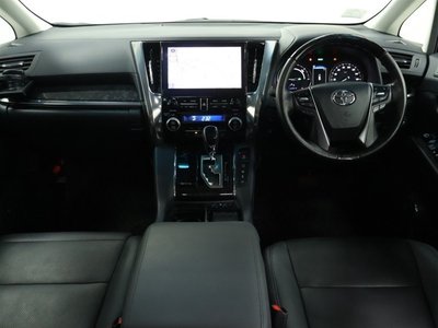 TOYOTA ALPHARD - 3