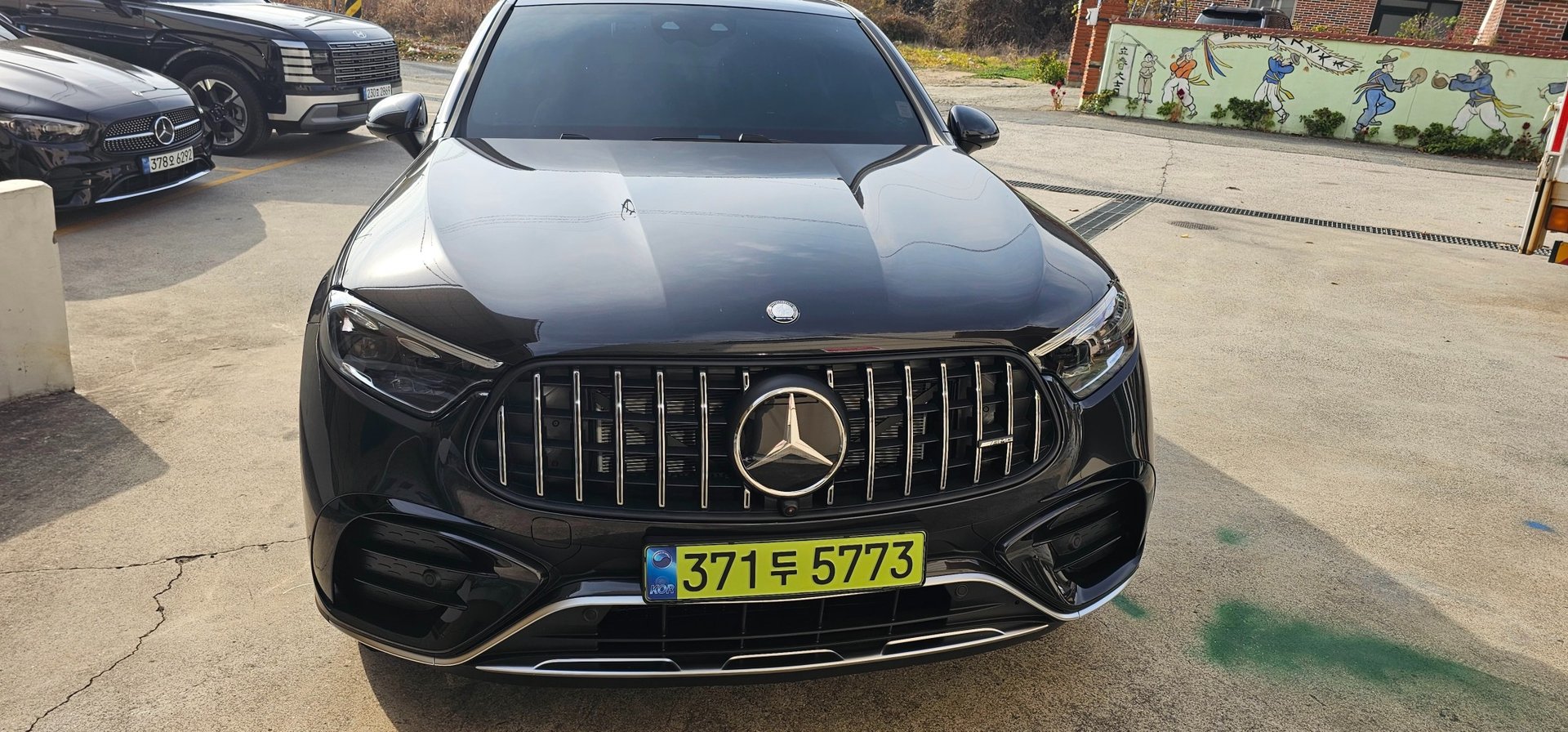 MERCEDES-BENZ GLC - View 1