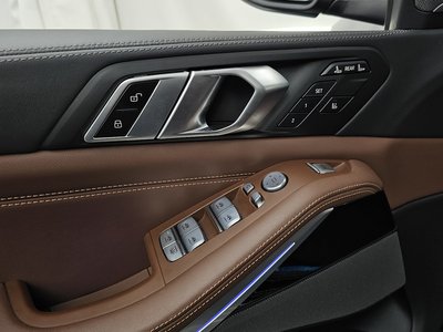 2023 BMW X7 缩略图 37