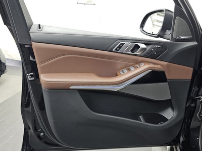 2023 BMW X7 缩略图 14