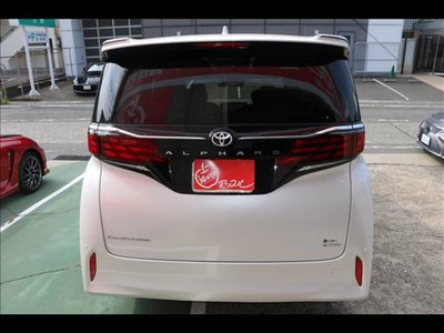 2024 Toyota ALPHARD — фото 7