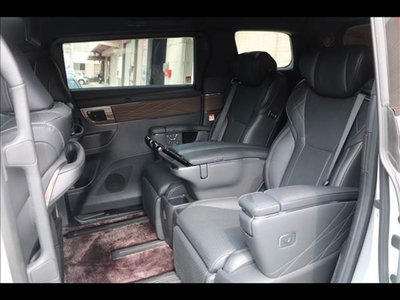 2024 Toyota ALPHARD — миниатюра 12