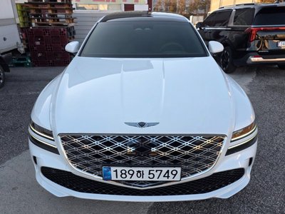 GENESIS G80 (RG3) - 1