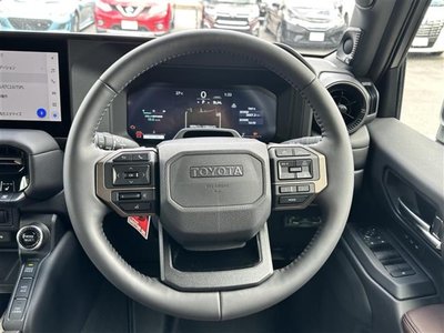 TOYOTA LAND CRUISER 250 - 7