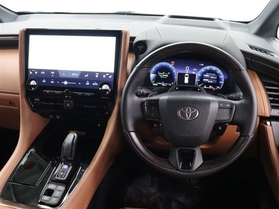 TOYOTA VELLFIRE - 6