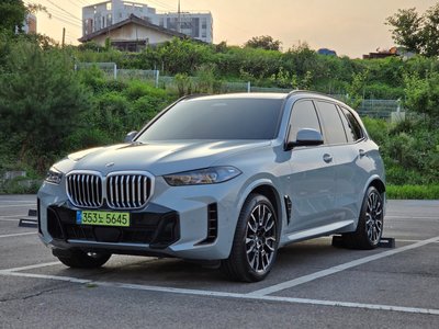 2025 BMW X5 — фото 1