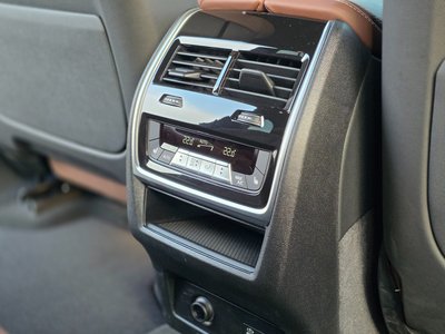 2025 BMW X5 缩略图 14