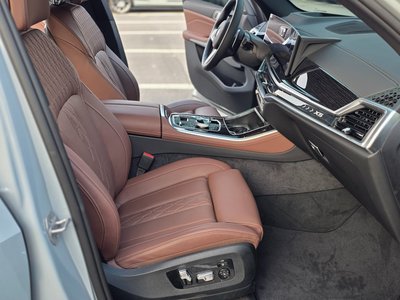 2025 BMW X5 缩略图 11