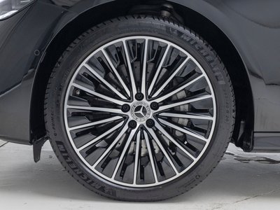2025 Mercedes-BENZ E-CLASS photo 6