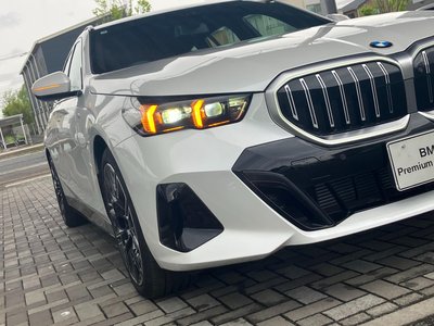 BMW 5 SERIES TOURING - 9