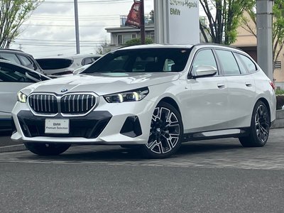 BMW 5 SERIES TOURING - 1