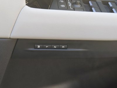 2024 LAND Rover RANGE ROVER EVOQUE thumbnail 25