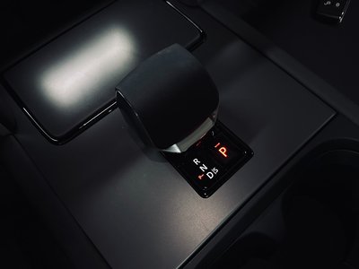 LAND ROVER DISCOVERY SPORT - 9