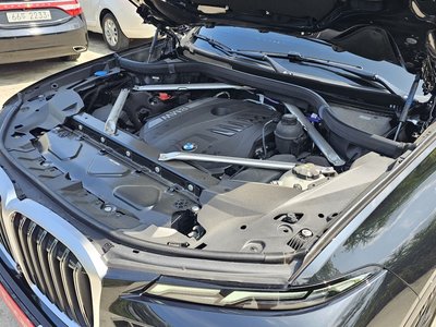 2025 BMW X7 photo 7