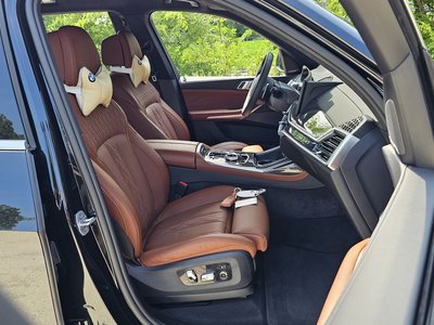2025 BMW X7 缩略图 16