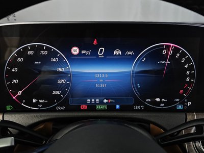 MERCEDES-BENZ E-CLASS - 8