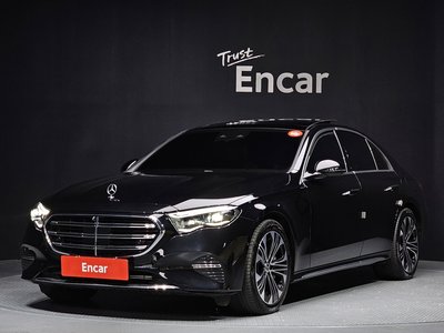 MERCEDES-BENZ E-CLASS - 1