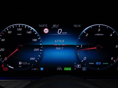 MERCEDES-BENZ CLS - 8