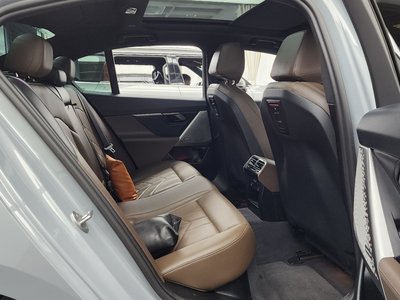 2024 BMW 5 SERIES — миниатюра 18