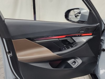 2024 BMW 5 SERIES — миниатюра 14