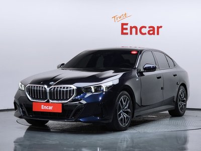 2024 BMW 5 SERIES 照片 1