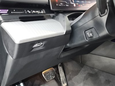 2024 BMW 5 SERIES 缩略图 30