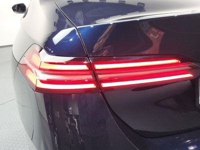 2024 BMW 5 SERIES 照片 10