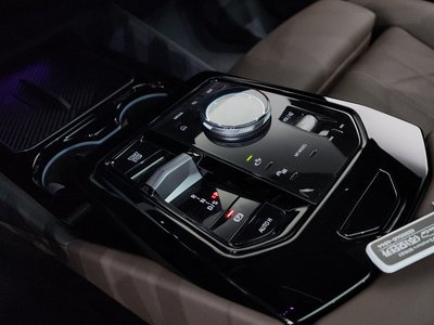 2024 BMW 5 SERIES 缩略图 12