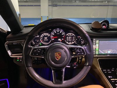 PORSCHE PANAMERA - 1