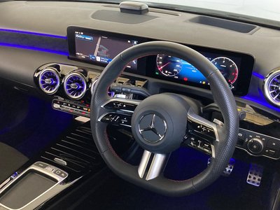 MERCEDES-BENZ A-CLASS - 8