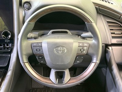 2025 Toyota ALPHARD — миниатюра 12
