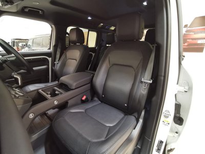 2024 LAND Rover DEFENDER thumbnail 28