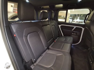 2024 LAND Rover DEFENDER thumbnail 29