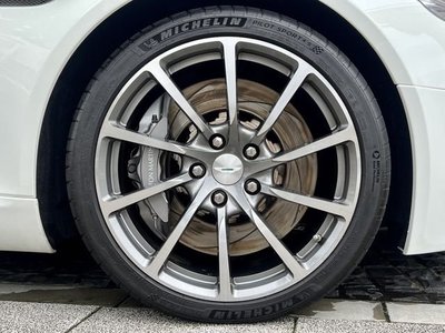 صورة 8 لـ 2015 Aston Martin RAPIDE