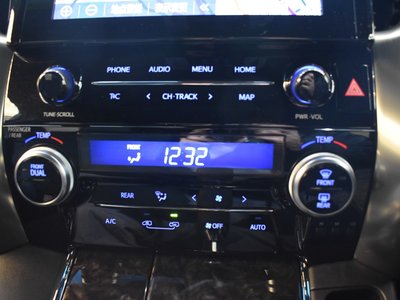 صورة مصغرة 24 لـ 2022 Toyota ALPHARD