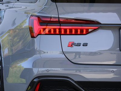 AUDI RS6 AVANT - 9