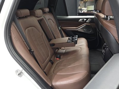 2021 BMW X5 — миниатюра 18