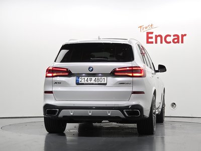 صورة 4 لـ 2021 BMW X5