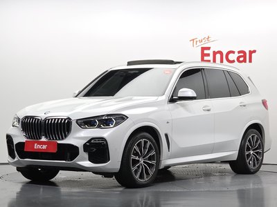 صورة 1 لـ 2021 BMW X5