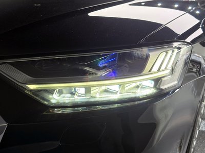 AUDI A8 - 9