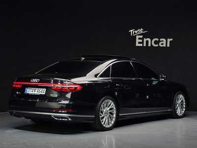 AUDI A8 - 4
