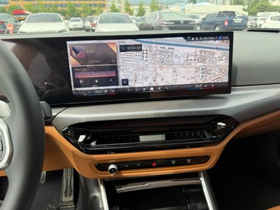 2025 BMW 3 SERIES — фото 9