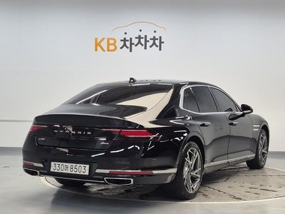 صورة 2 لـ 2022 Genesis G90 (RS4)