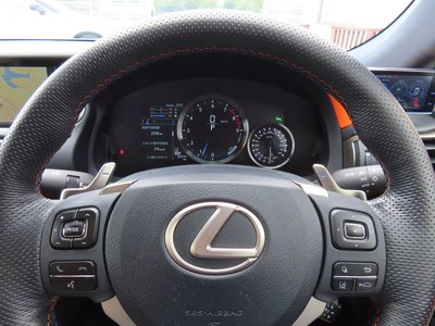 صورة مصغرة 64 لـ 2018 Lexus RC F
