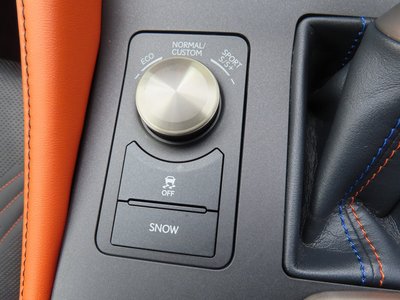 صورة مصغرة 90 لـ 2018 Lexus RC F