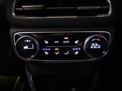 2022 Genesis GV80 — миниатюра 19