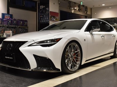 LEXUS LS - 1
