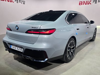 BMW 7 SERIES - 4
