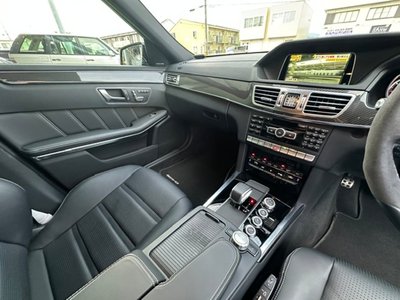 2014 Mercedes-BENZ E-CLASS thumbnail 12